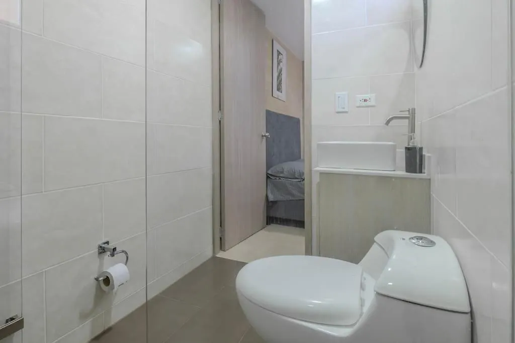 Apartamento En Laureles 2Br Con Rooftop Y Piscina 702 Medellín