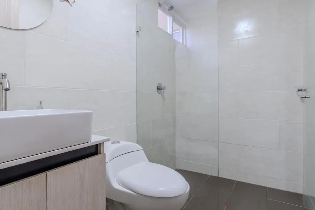 Apartamento En Laureles 2Br Con Rooftop Y Piscina 702 Medellín 0*,