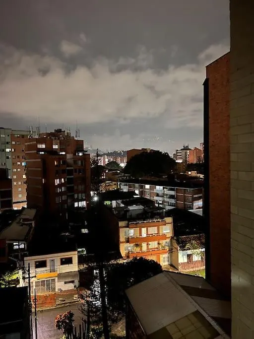 Apartamento En Laureles 2Br Con Rooftop Y Piscina 702 Medellin 0*,  Colombia