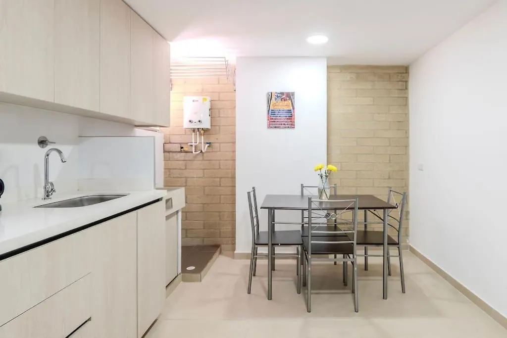 Apartment Apartamento En Laureles 2Br Con Rooftop Y Piscina 702 Medellin Colombia